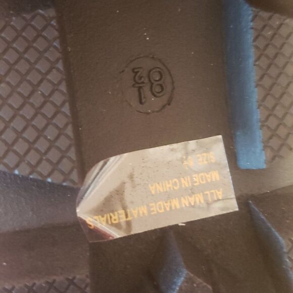 Wild Diva Lounge Vivica Lug Sole Platform Tall Boot sz 8.5, 10 NWT & Box - Picture 10 of 15